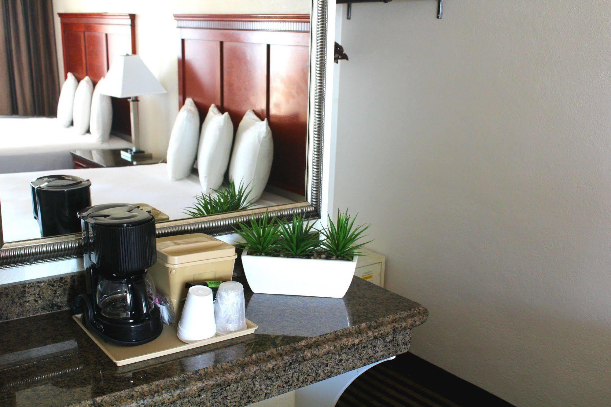 Marina Inn And Suites-Airport-Gaslamp-Zoo 圣地亚哥 外观 照片