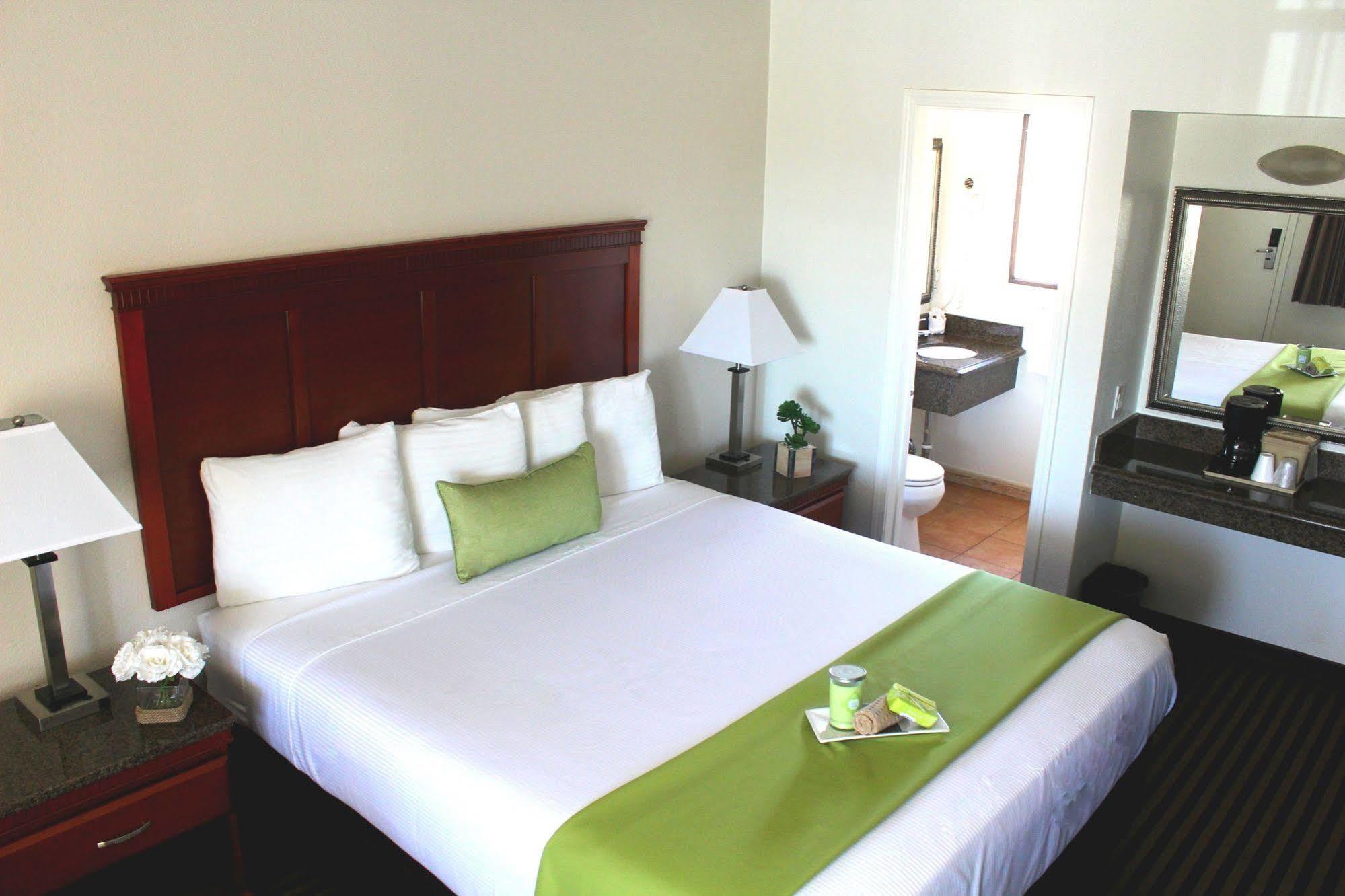 Marina Inn And Suites-Airport-Gaslamp-Zoo 圣地亚哥 外观 照片